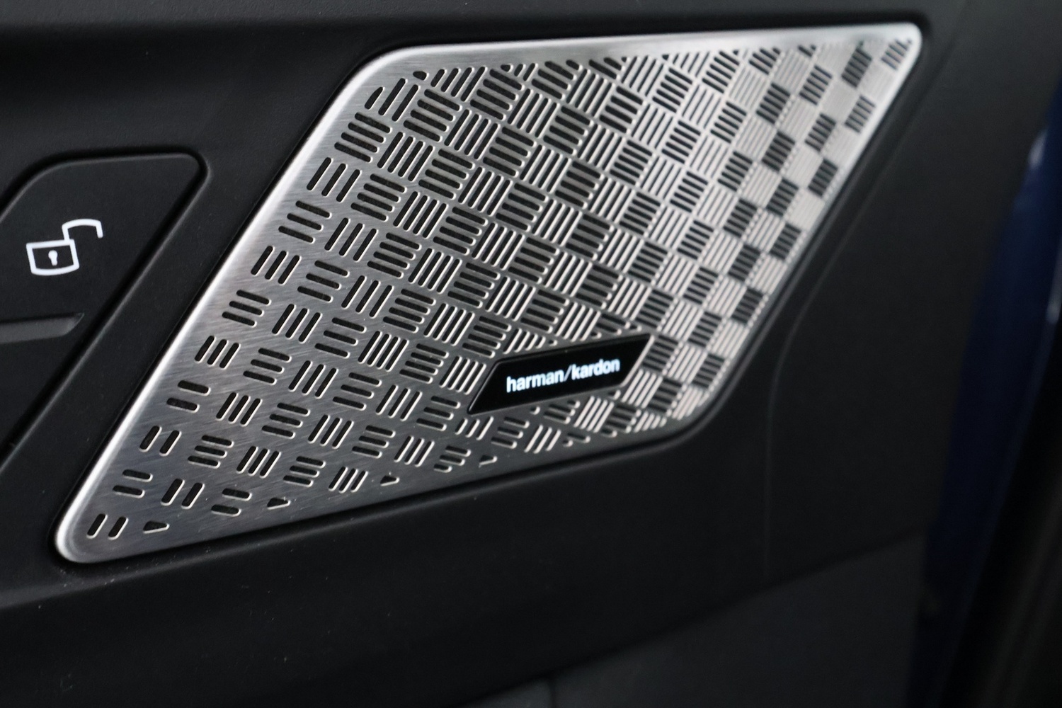 BMW 225 vaihtoauto
