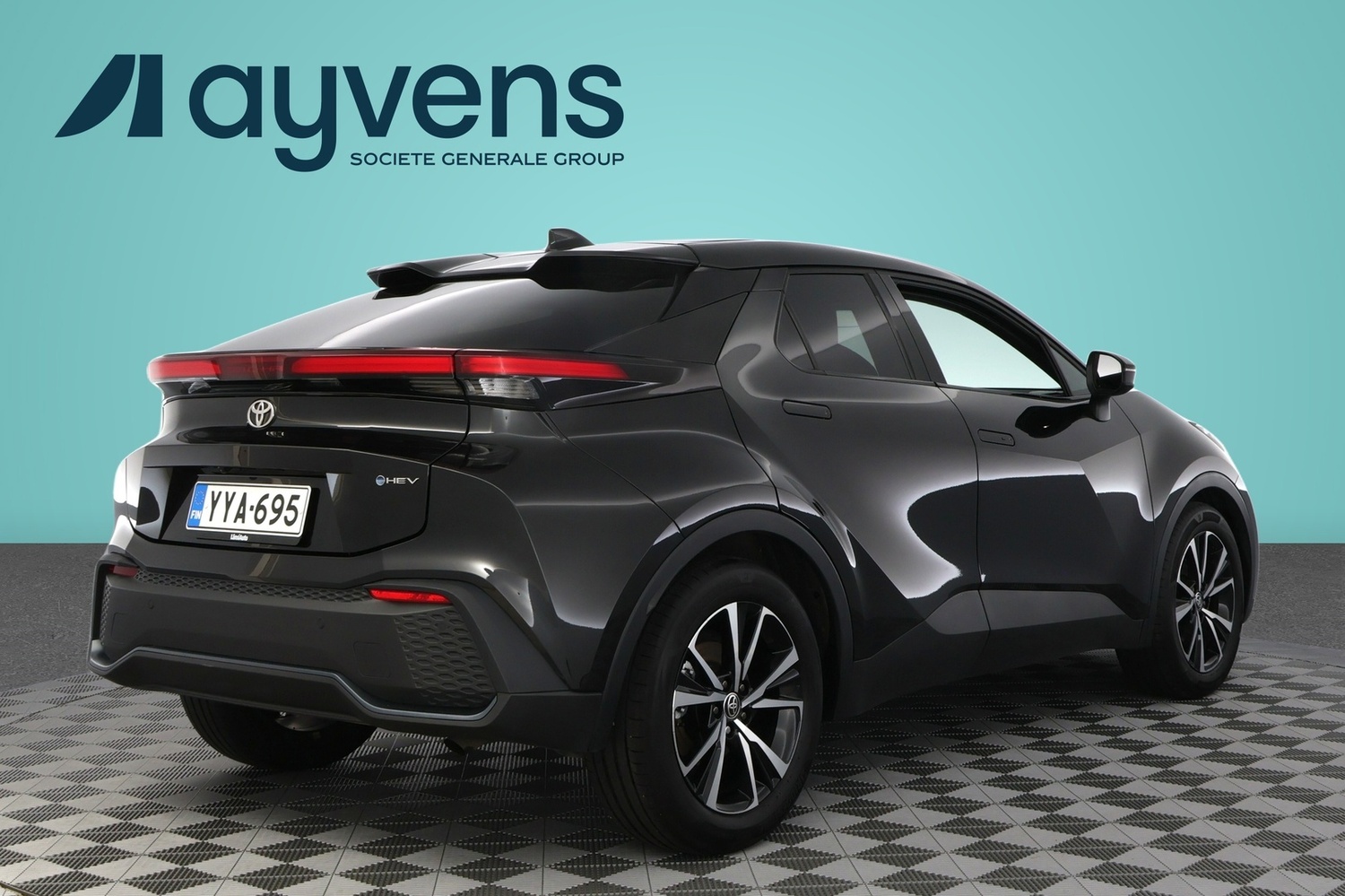 Toyota C-HR vaihtoauto
