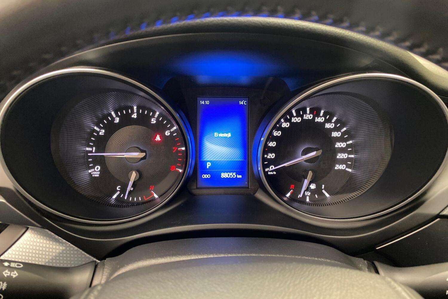 Toyota Avensis vaihtoauto