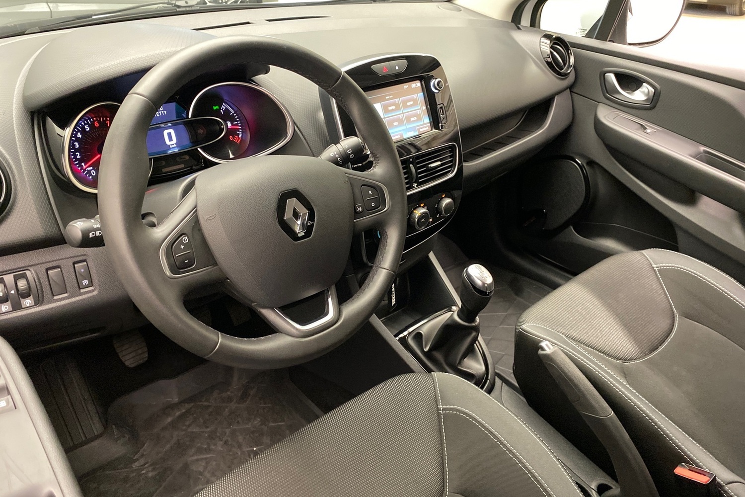 Renault Clio vaihtoauto