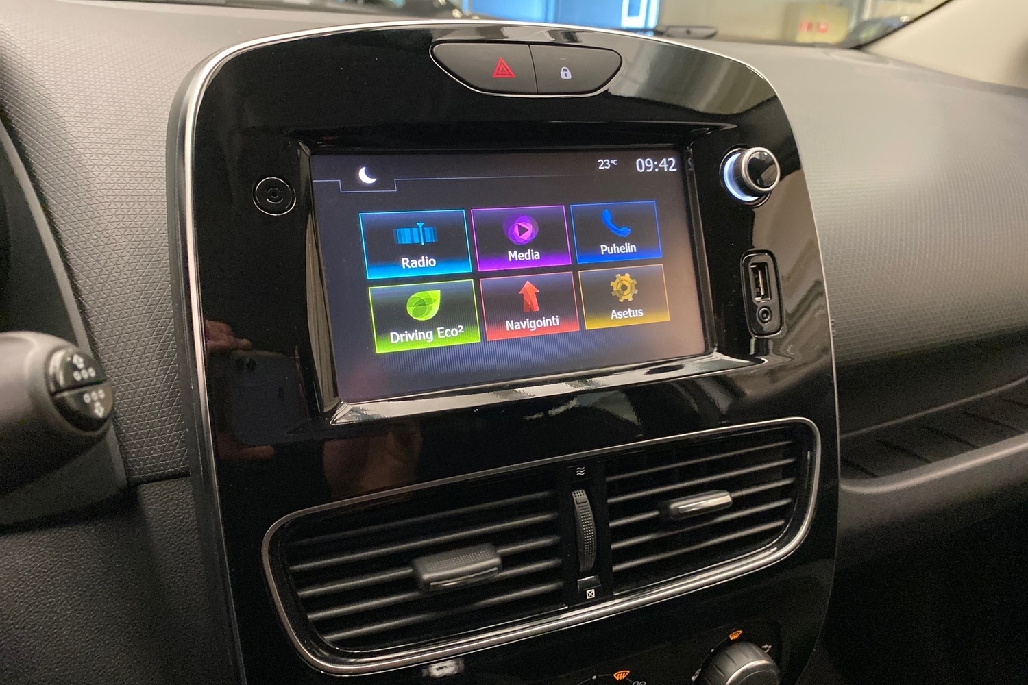 Renault Clio vaihtoauto
