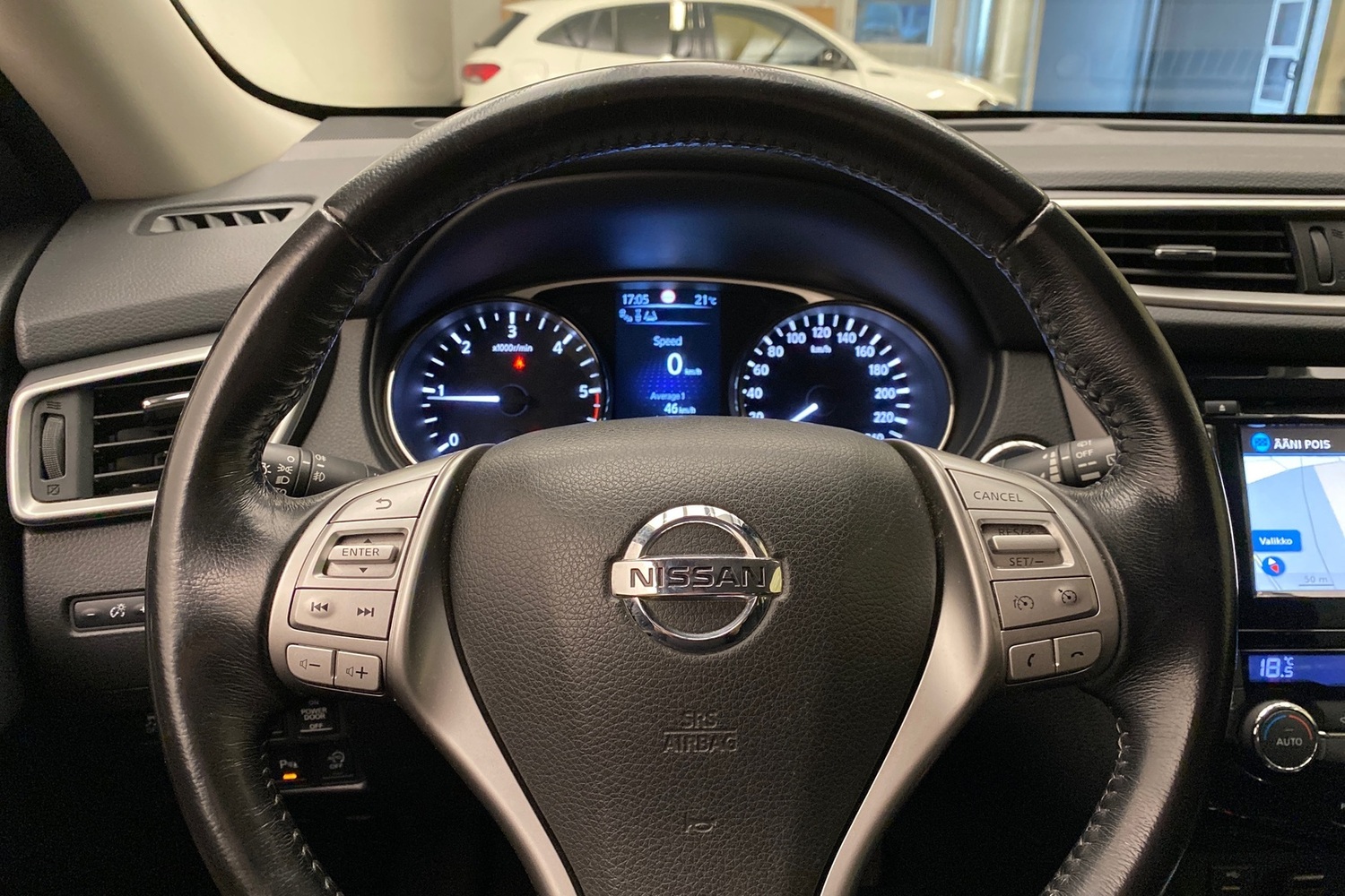 Nissan X-Trail vaihtoauto