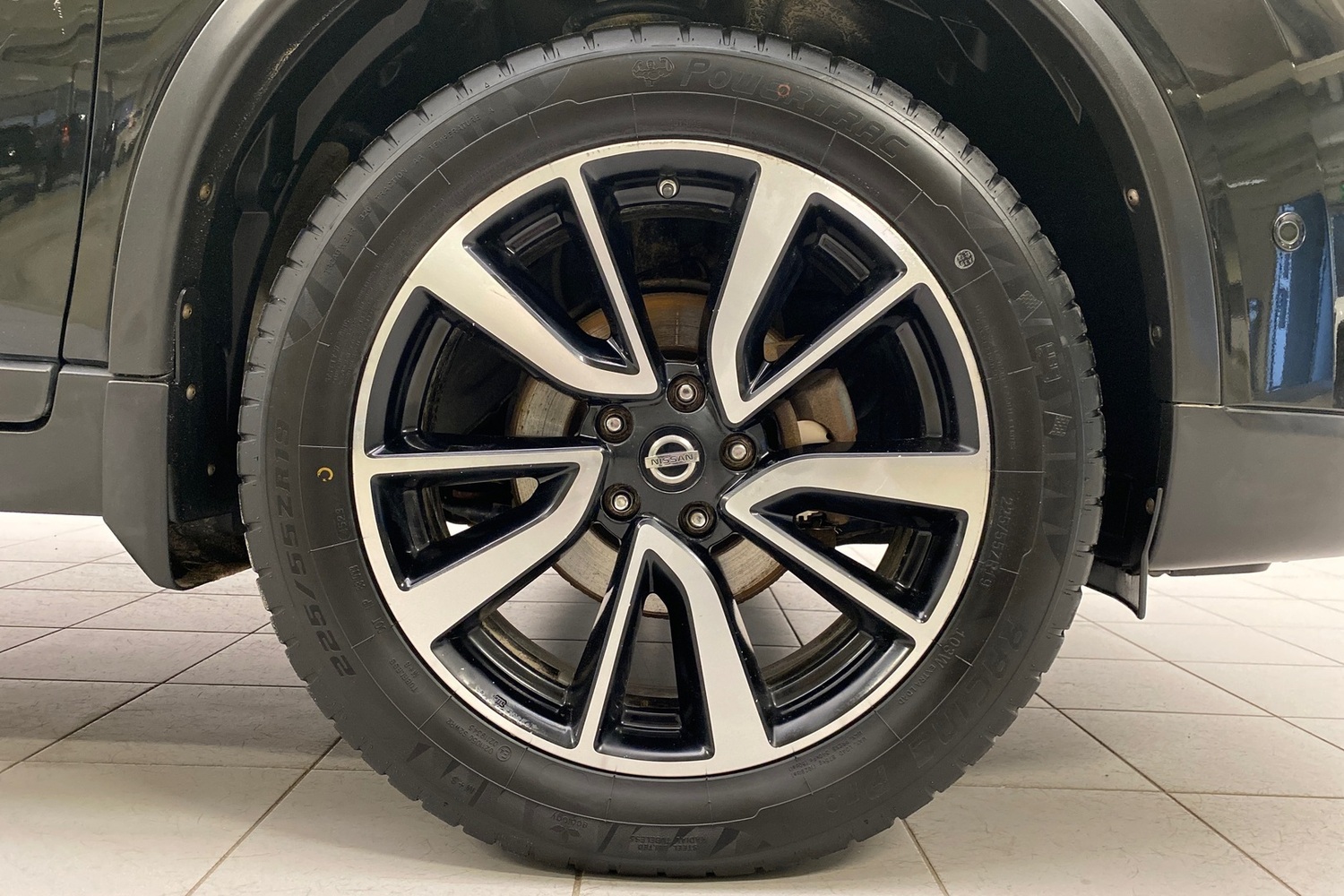 Nissan X-Trail vaihtoauto