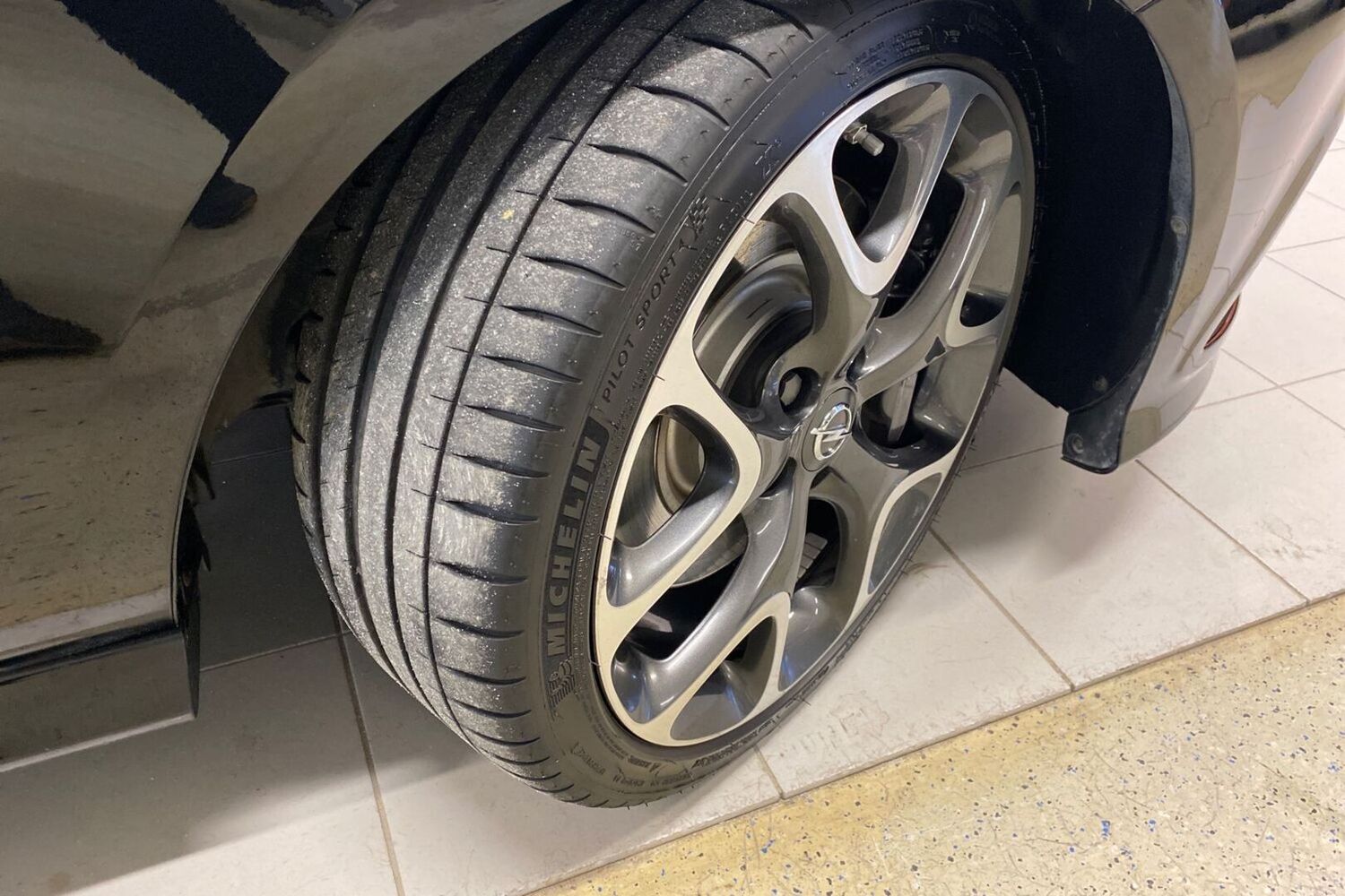 Opel Corsa vaihtoauto