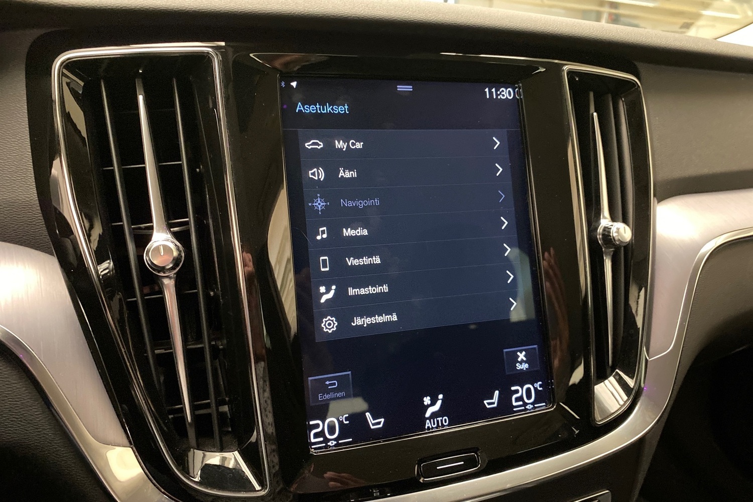 Volvo V60 vaihtoauto