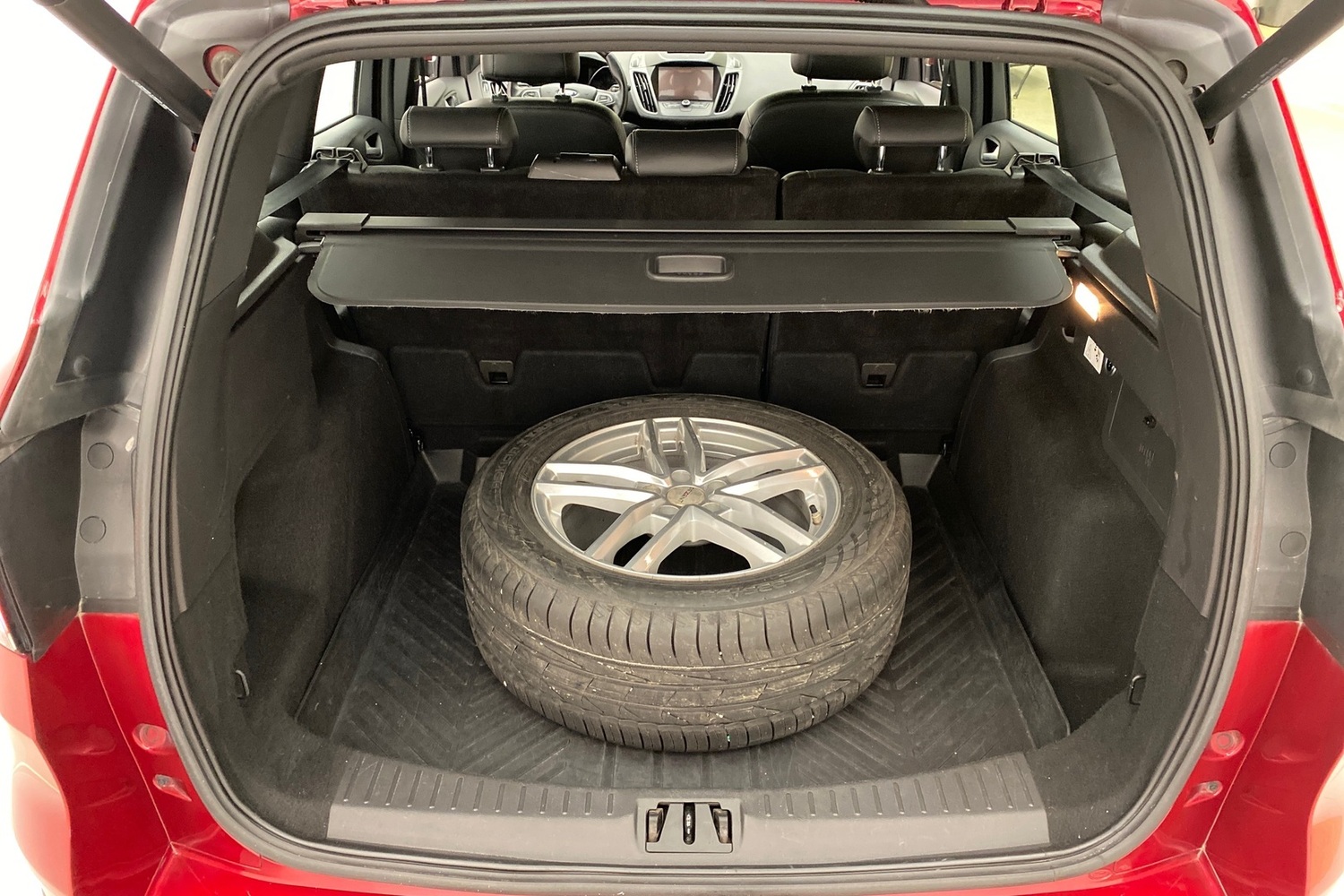 Ford Kuga vaihtoauto