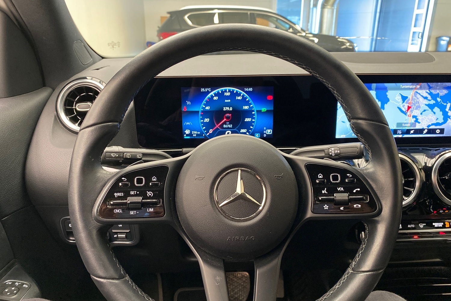 Mercedes-Benz GLA vaihtoauto