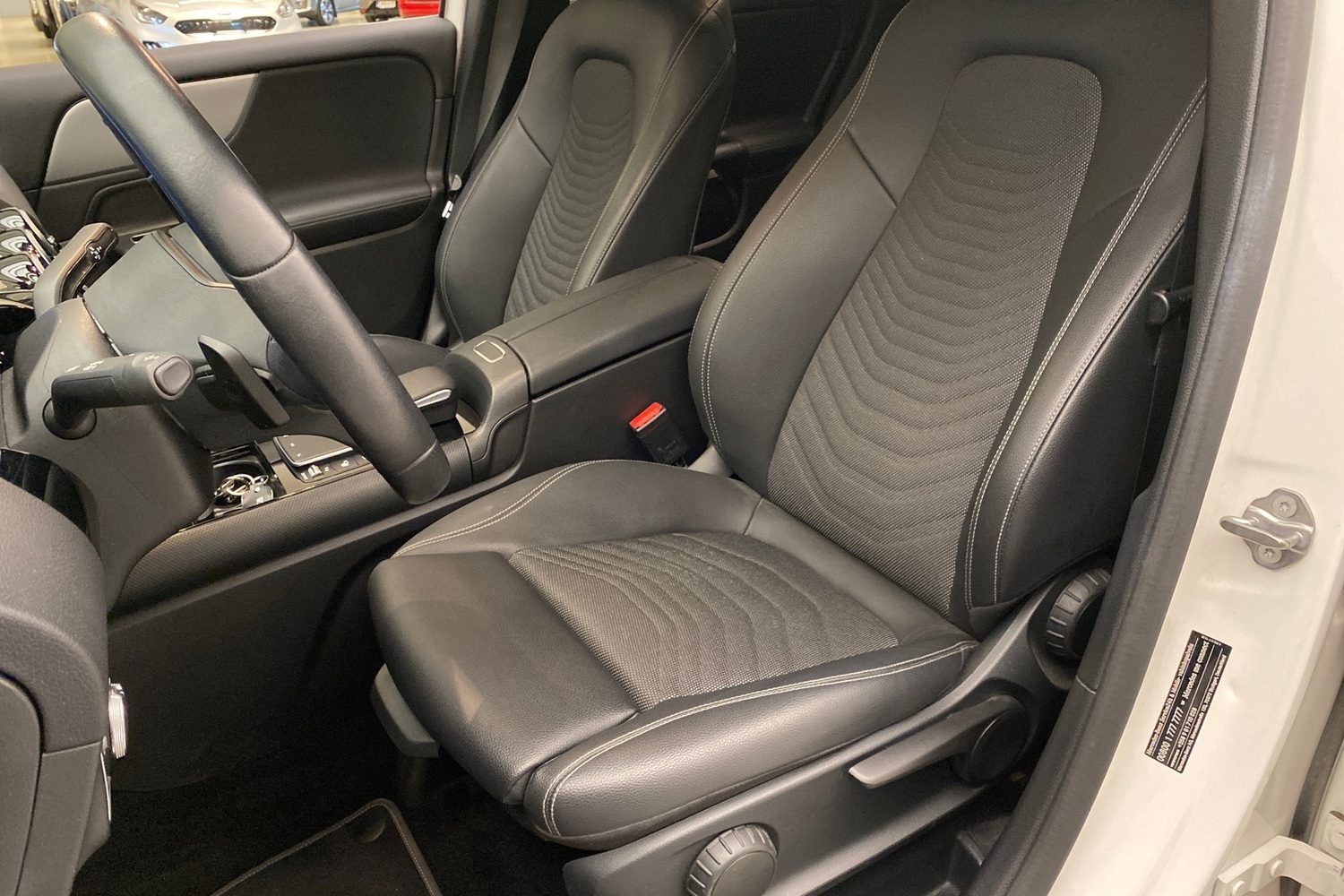 Mercedes-Benz GLA vaihtoauto