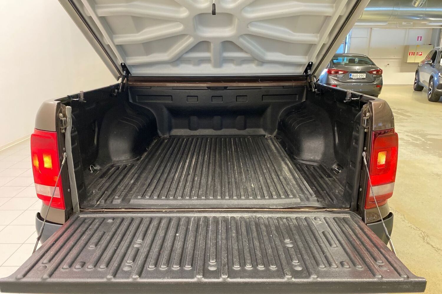 Volkswagen Amarok vaihtoauto