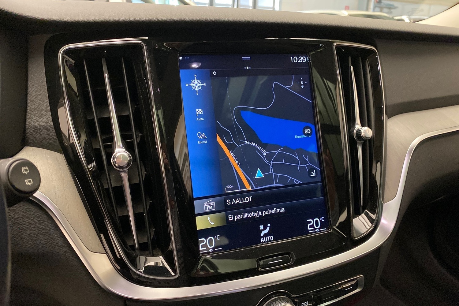 Volvo V60 vaihtoauto
