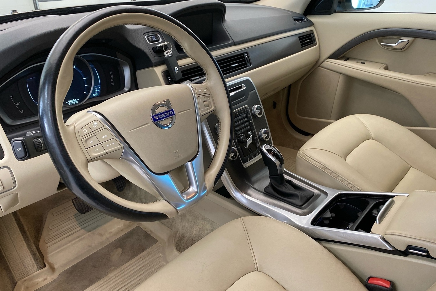 Volvo XC70 vaihtoauto