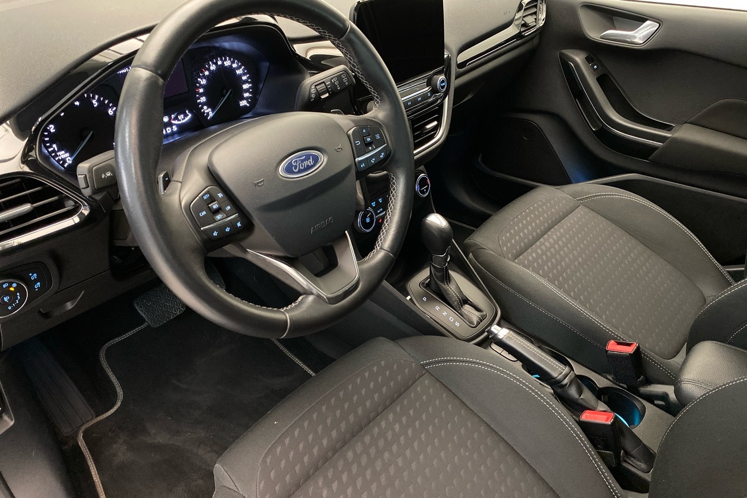 Ford Fiesta vaihtoauto