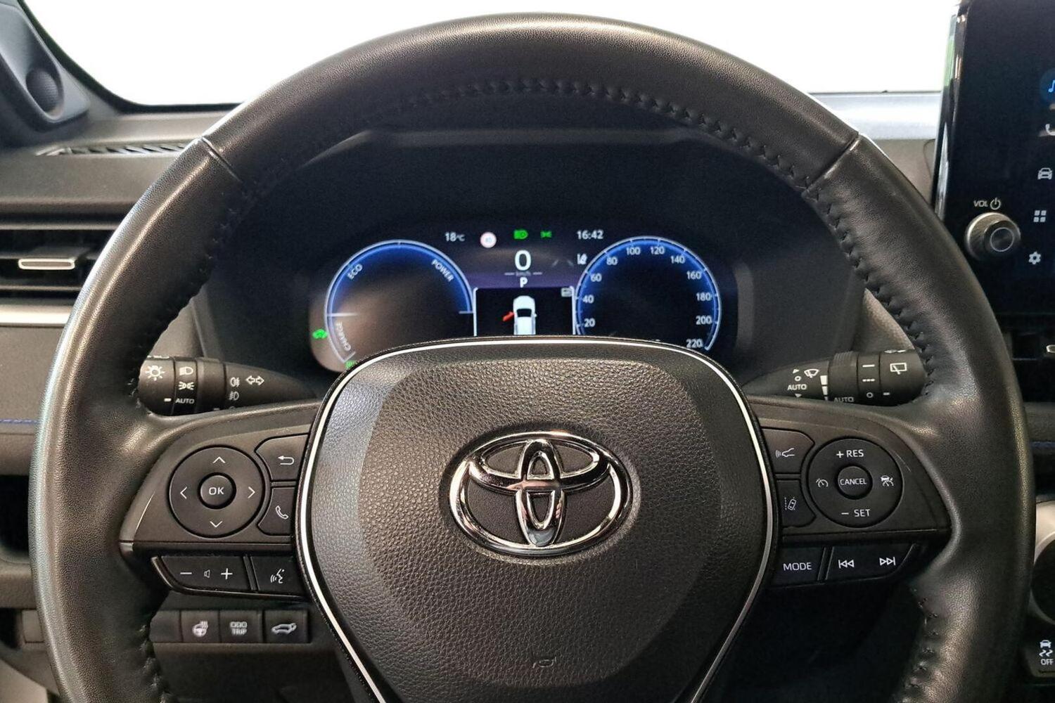 Toyota RAV4 vaihtoauto