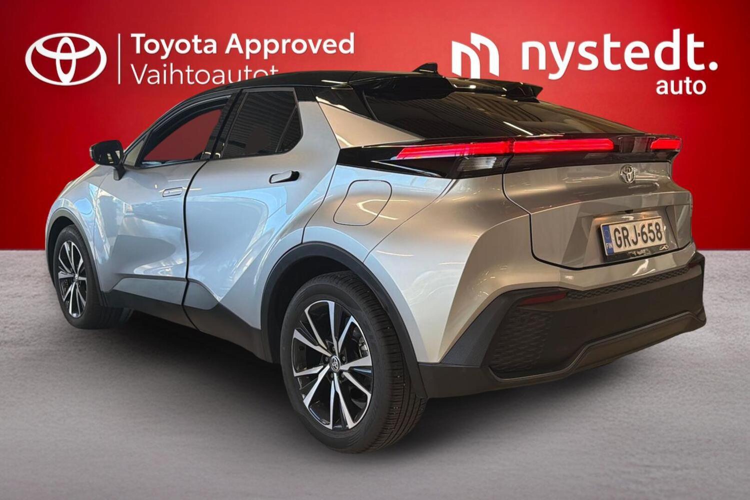 Toyota C-HR vaihtoauto