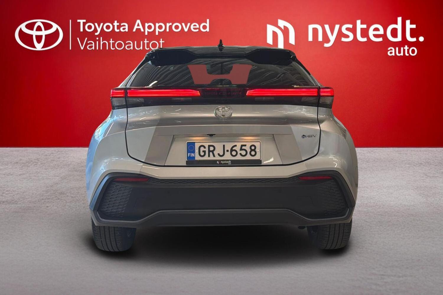 Toyota C-HR vaihtoauto