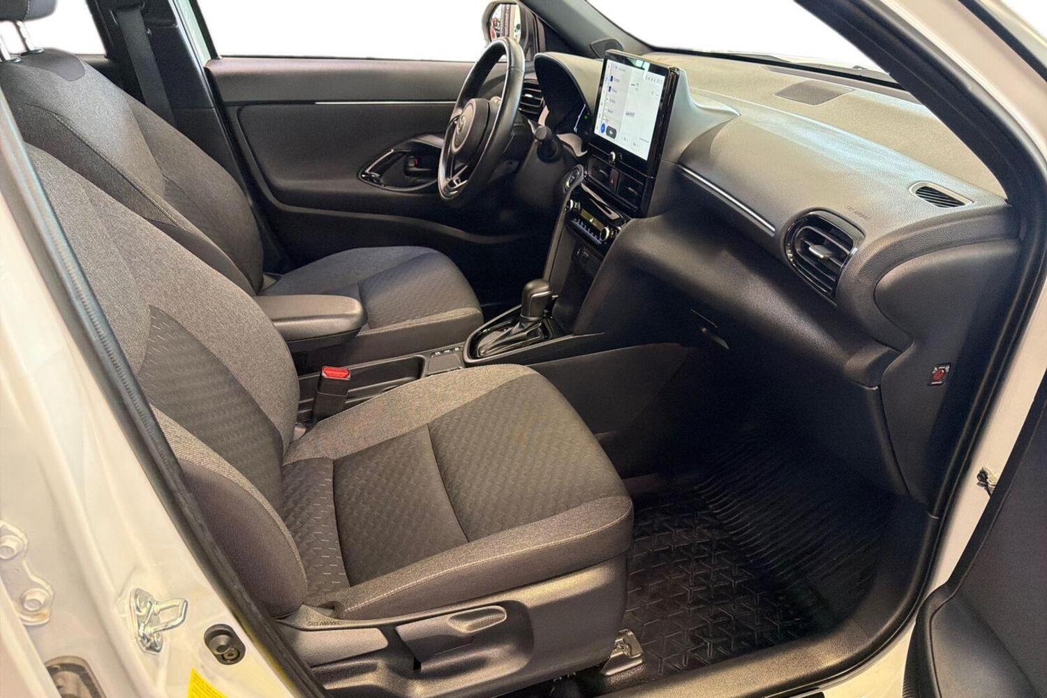Toyota Yaris Cross vaihtoauto