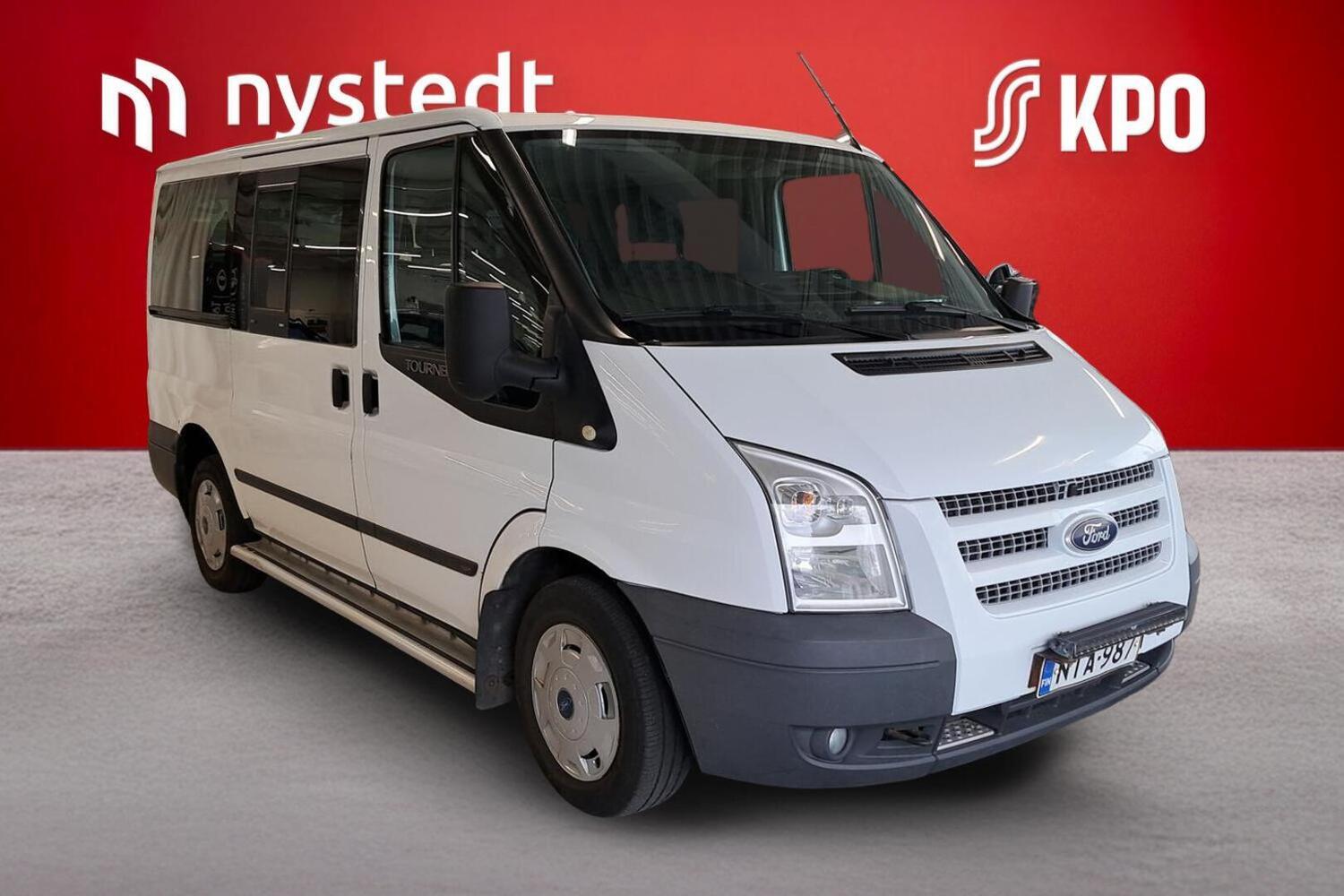 Ford Tourneo vaihtoauto