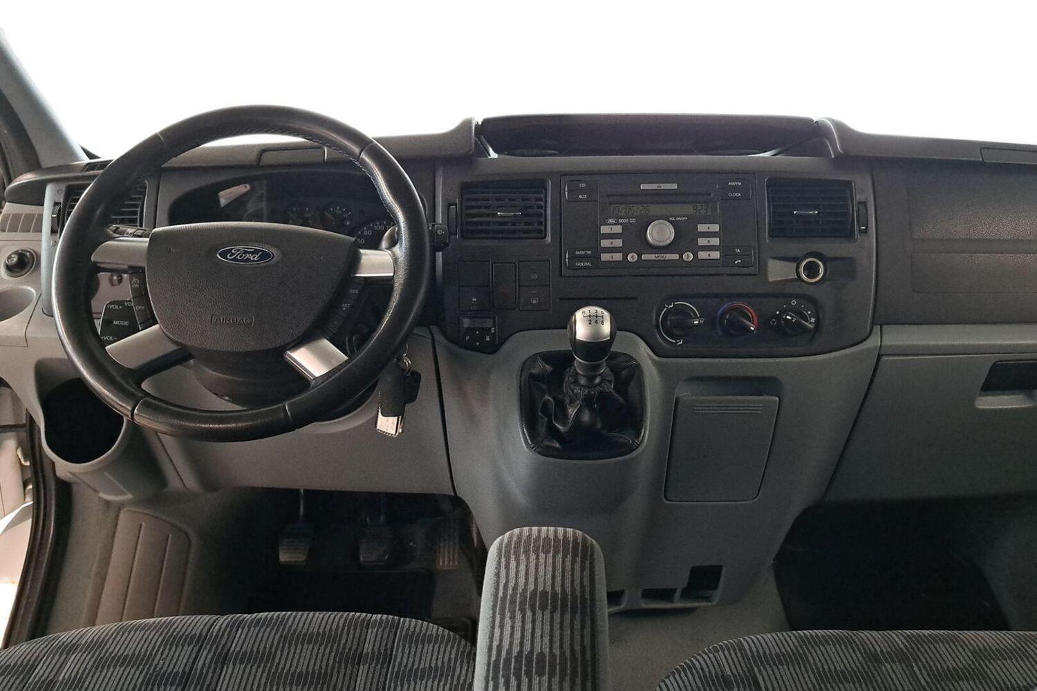 Ford Tourneo vaihtoauto