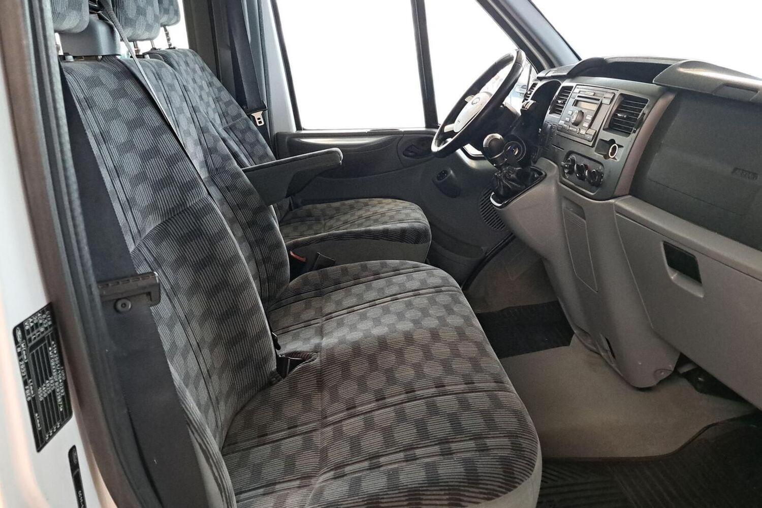 Ford Tourneo vaihtoauto