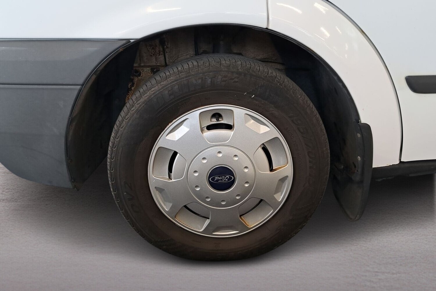 Ford Tourneo vaihtoauto