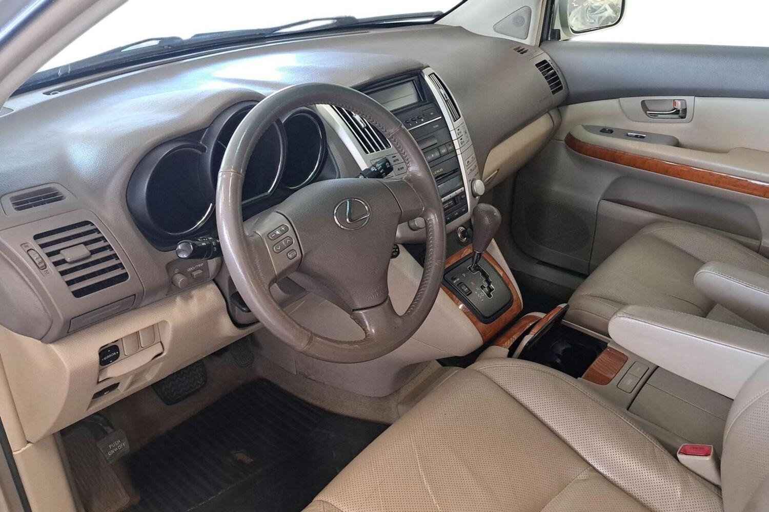 Lexus RX vaihtoauto