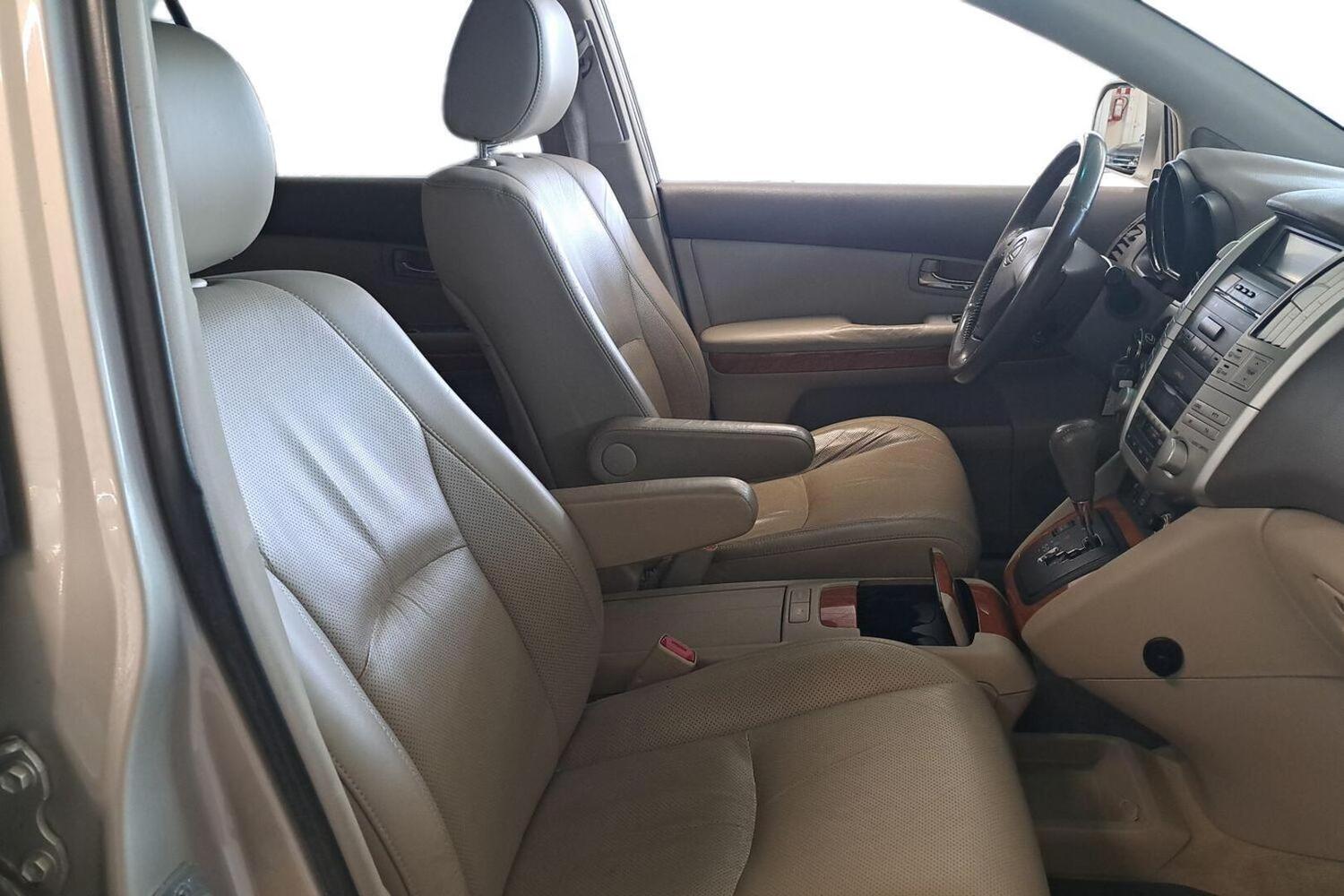 Lexus RX vaihtoauto