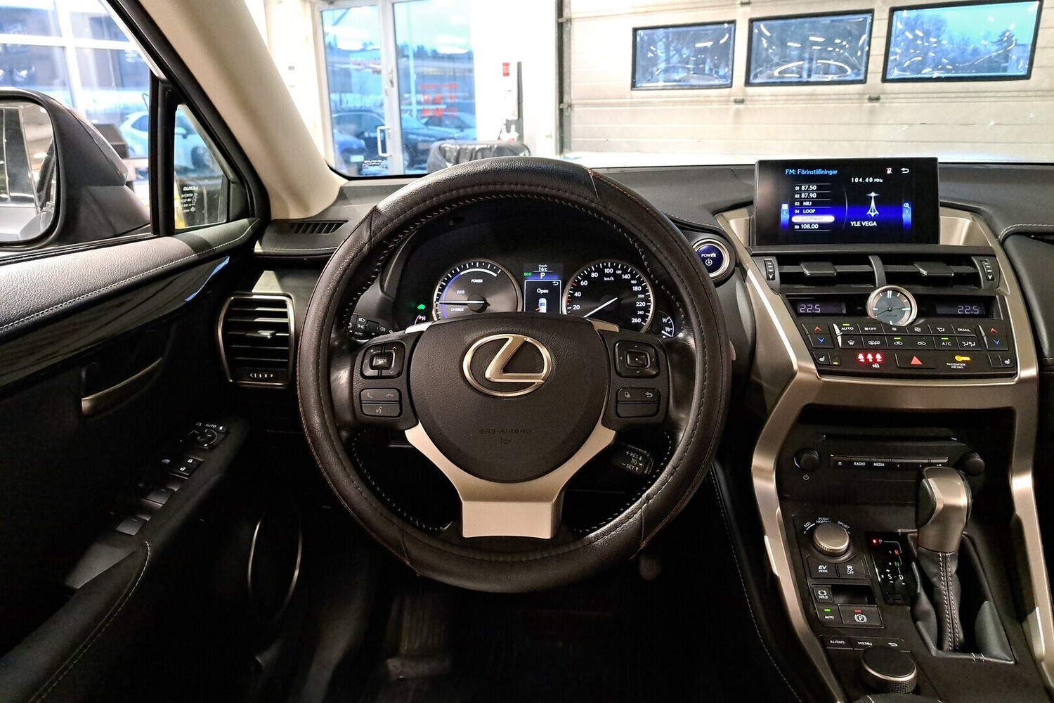 Lexus NX vaihtoauto