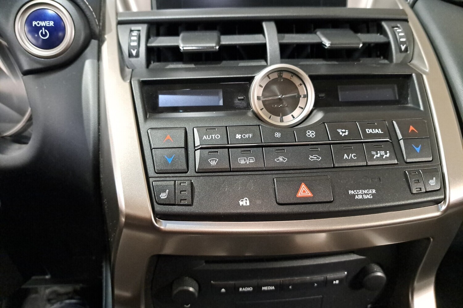 Lexus NX vaihtoauto