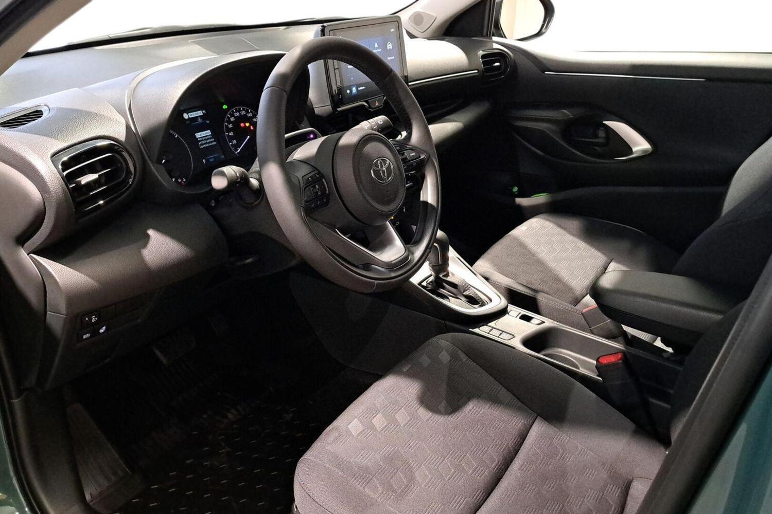 Toyota Yaris vaihtoauto