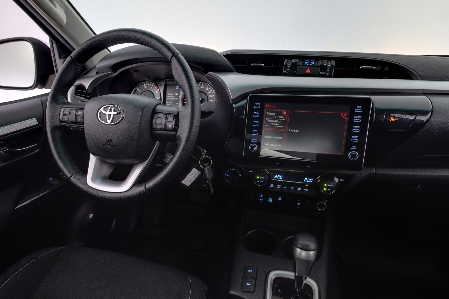 Toyota Hilux vaihtoauto