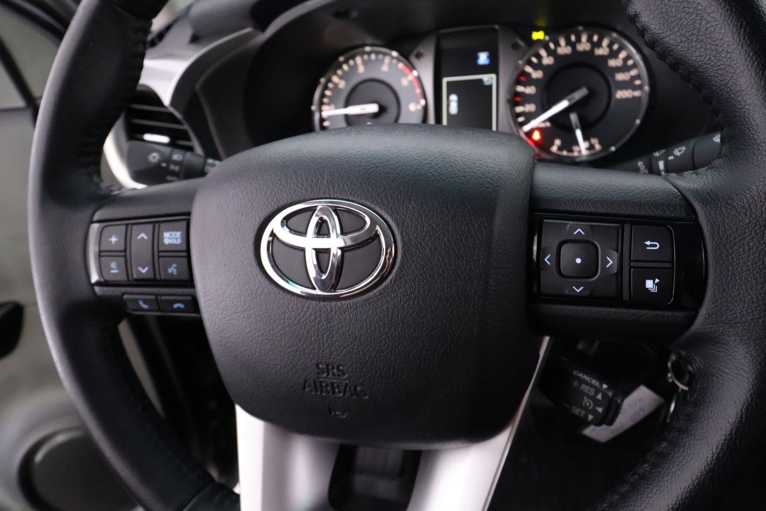 Toyota Hilux vaihtoauto