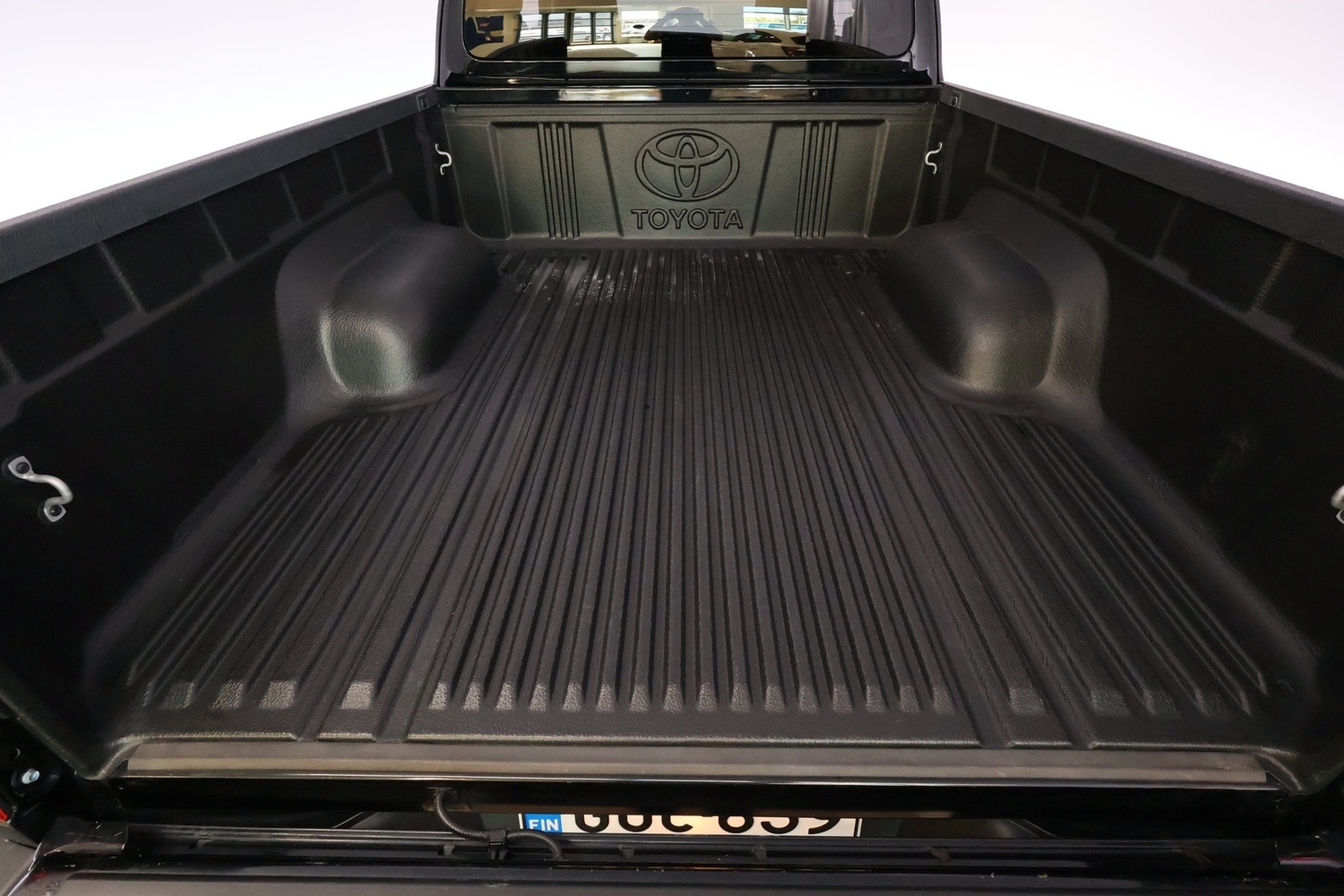 Toyota Hilux vaihtoauto