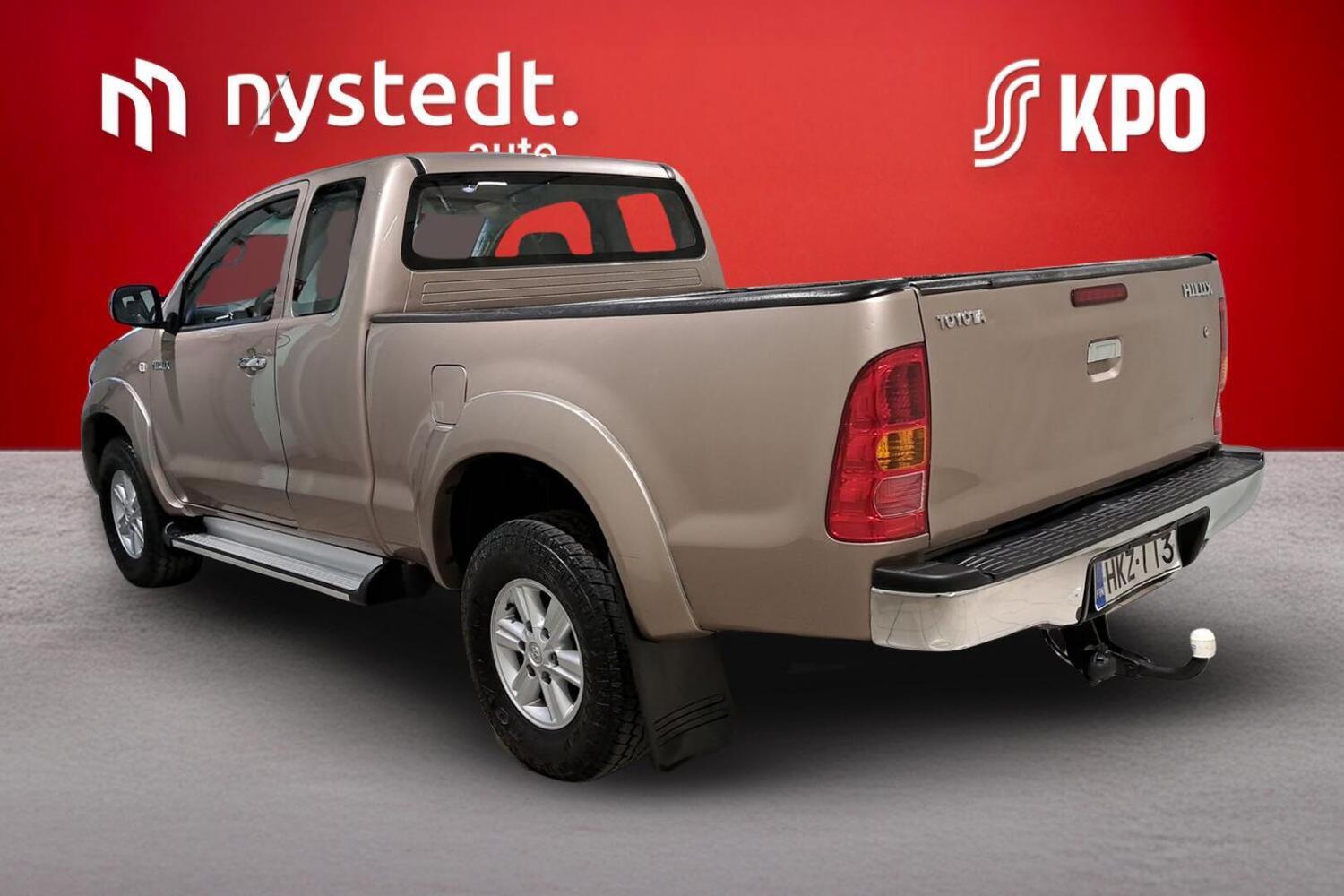 Toyota Hilux vaihtoauto