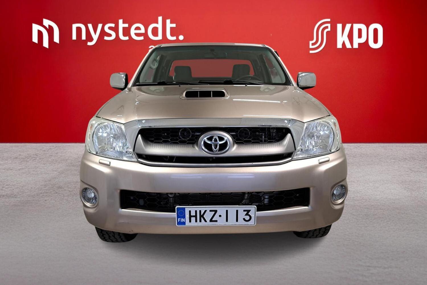 Toyota Hilux vaihtoauto