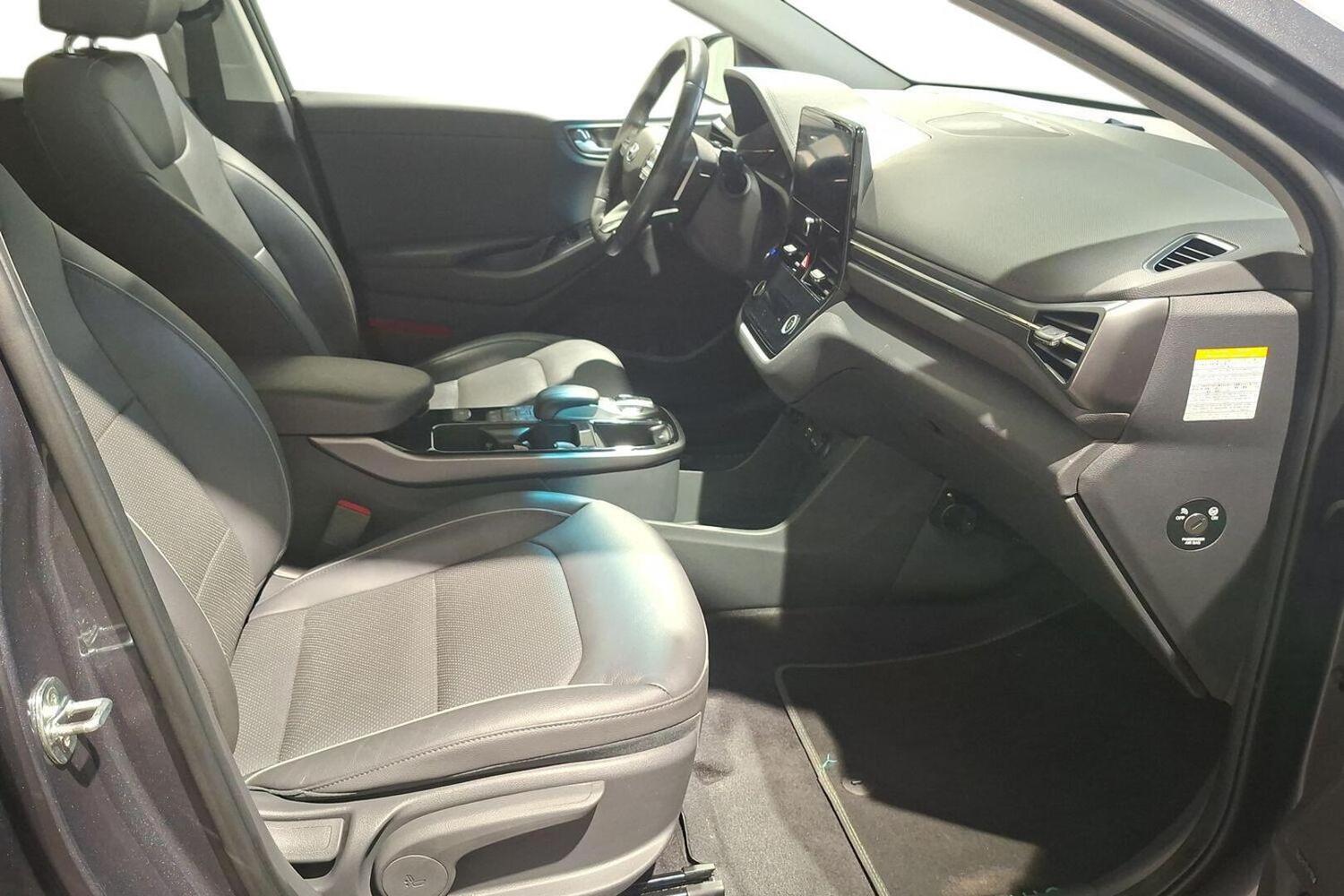 Hyundai IONIQ electric vaihtoauto