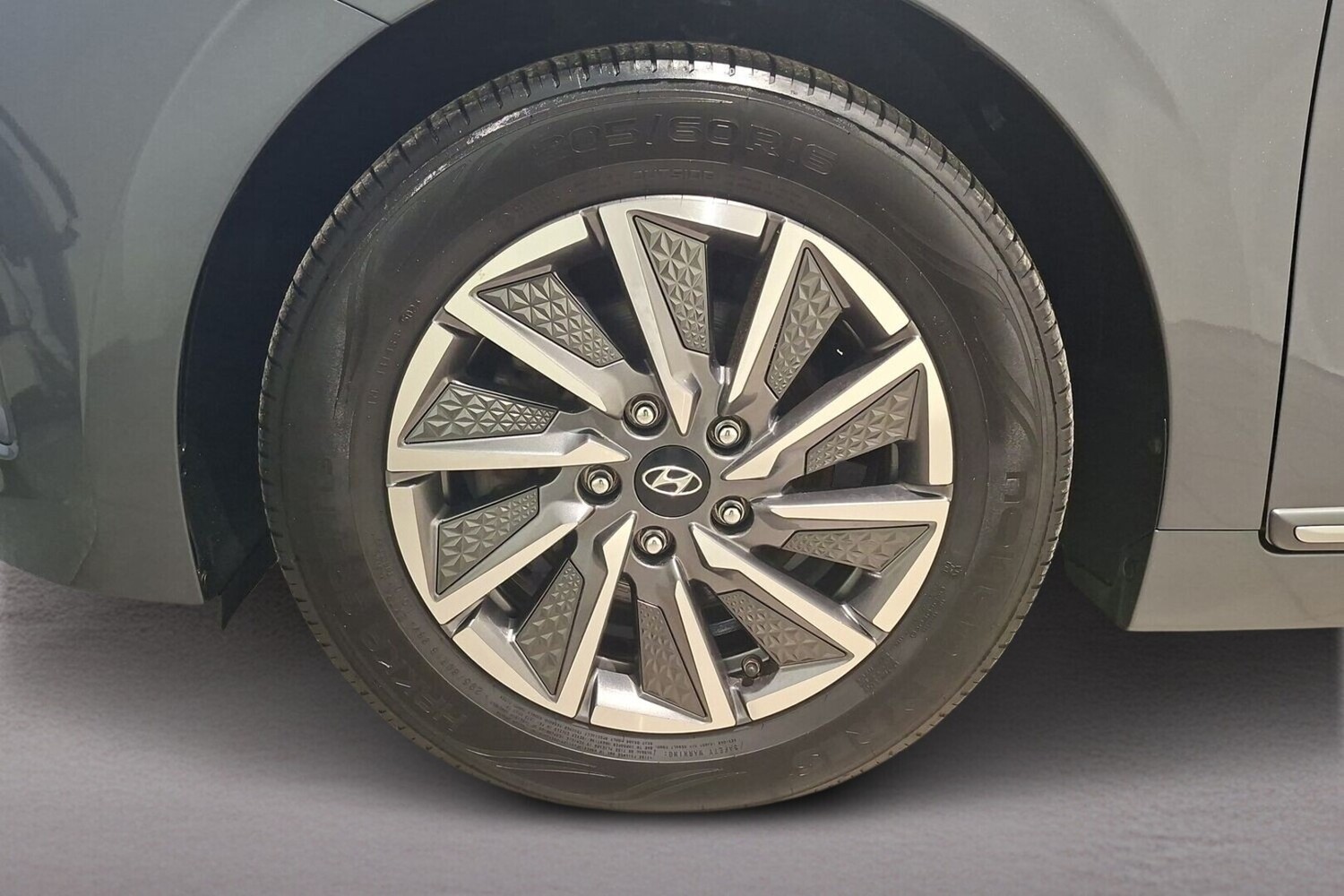 Hyundai IONIQ electric vaihtoauto