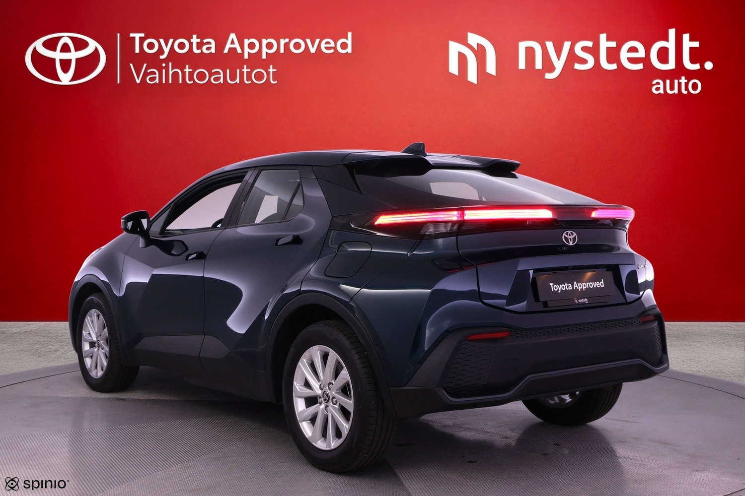 Toyota C-HR vaihtoauto