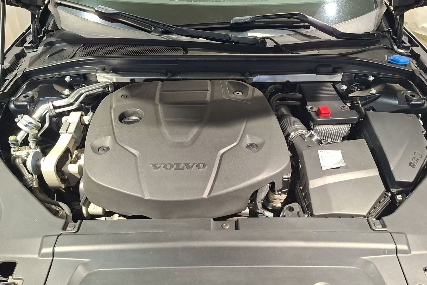 Volvo V90 Cross Country vaihtoauto