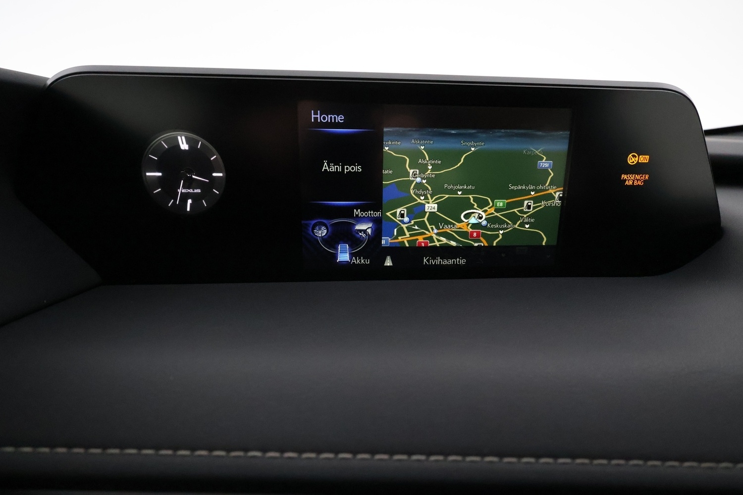Lexus UX vaihtoauto