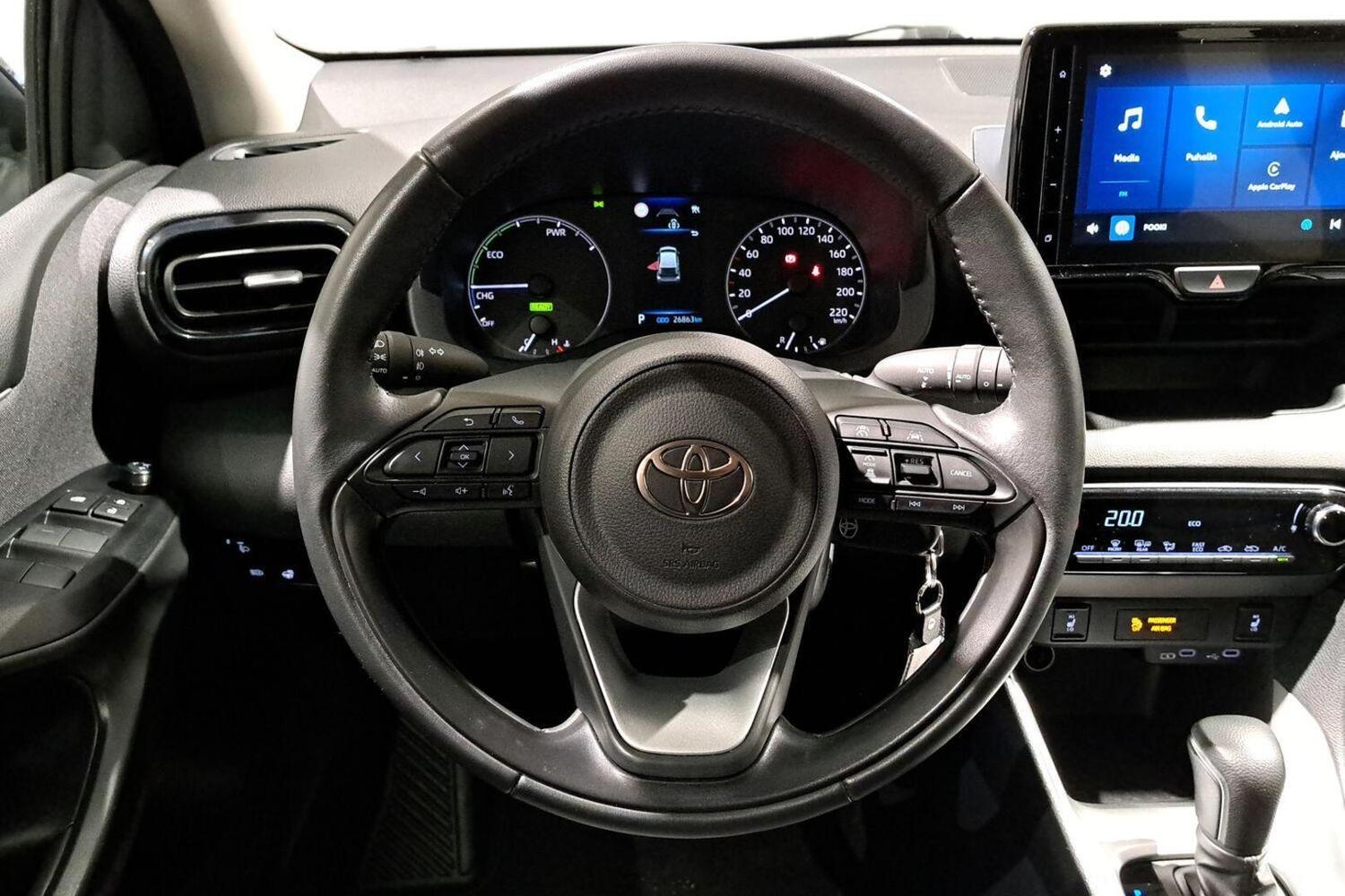 Toyota Yaris vaihtoauto