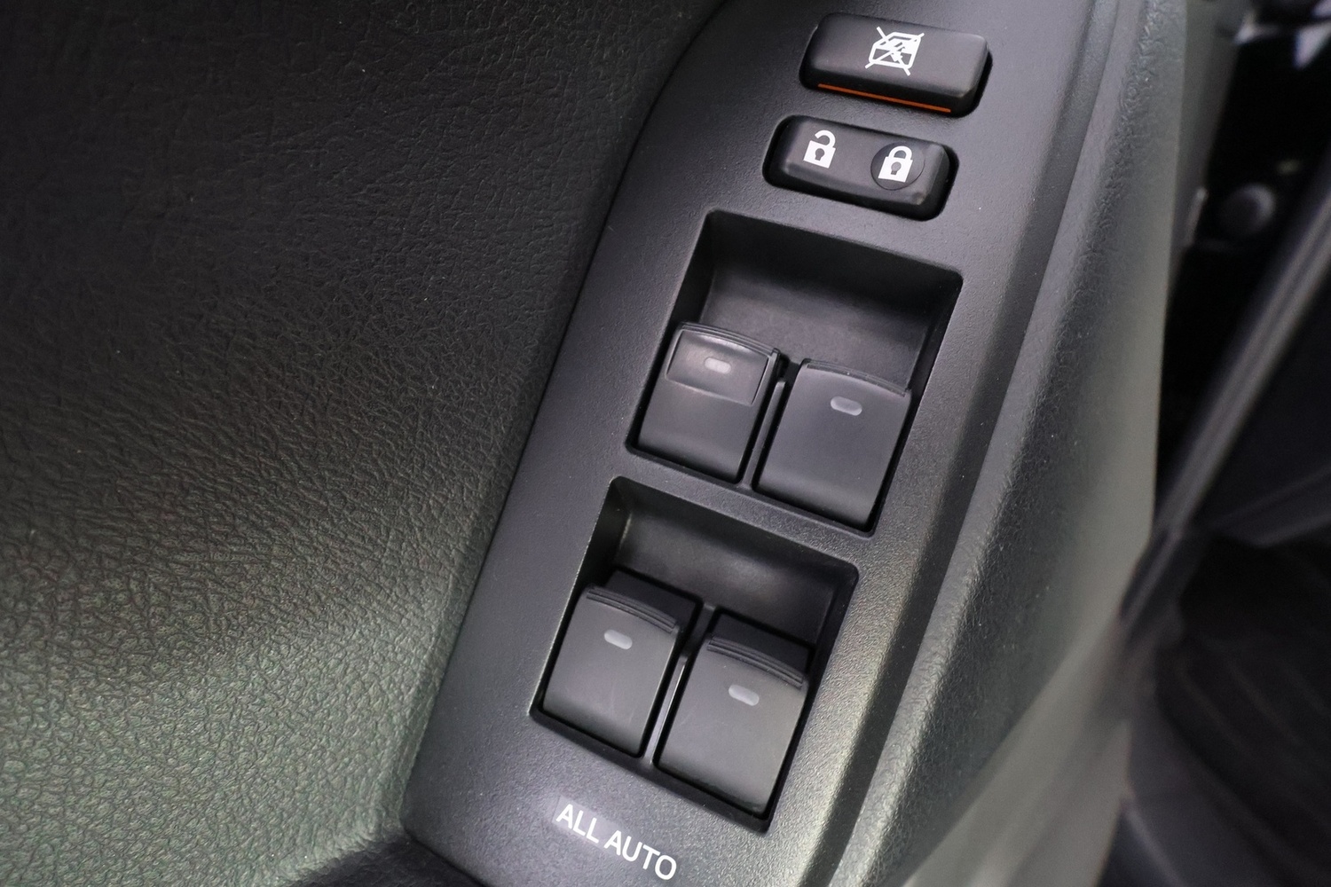 Toyota Land Cruiser vaihtoauto