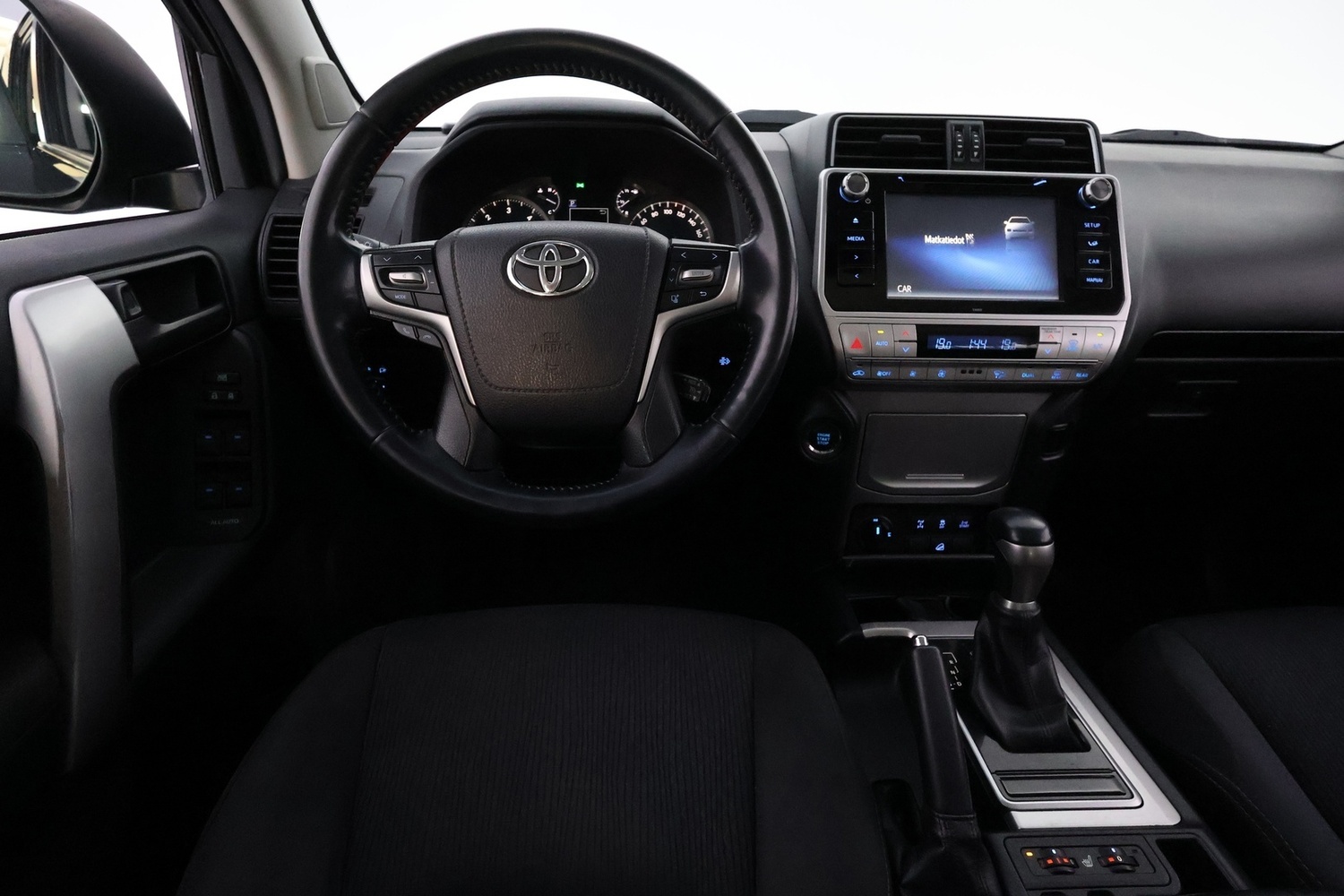 Toyota Land Cruiser vaihtoauto