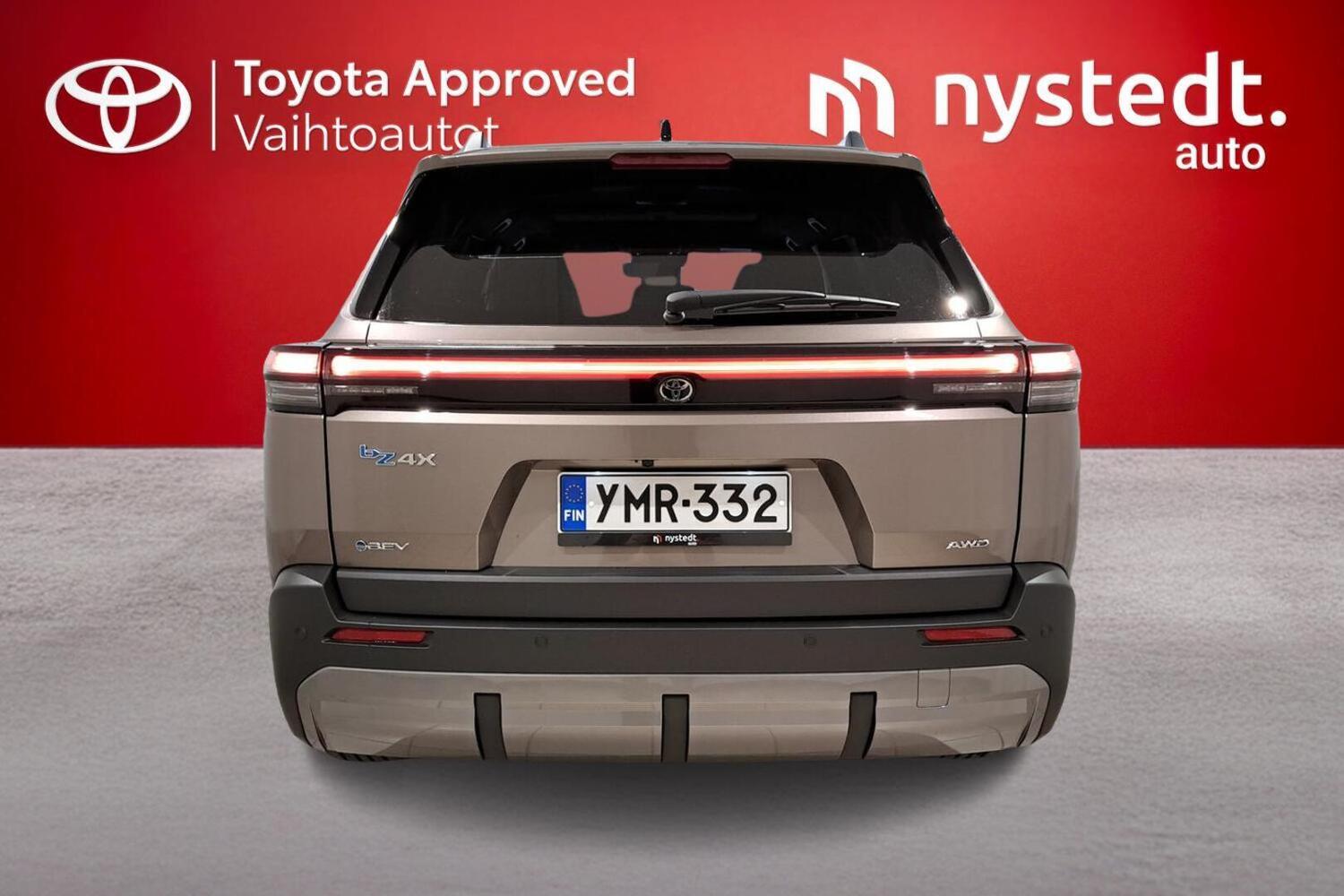 Toyota bZ4X Touring vaihtoauto