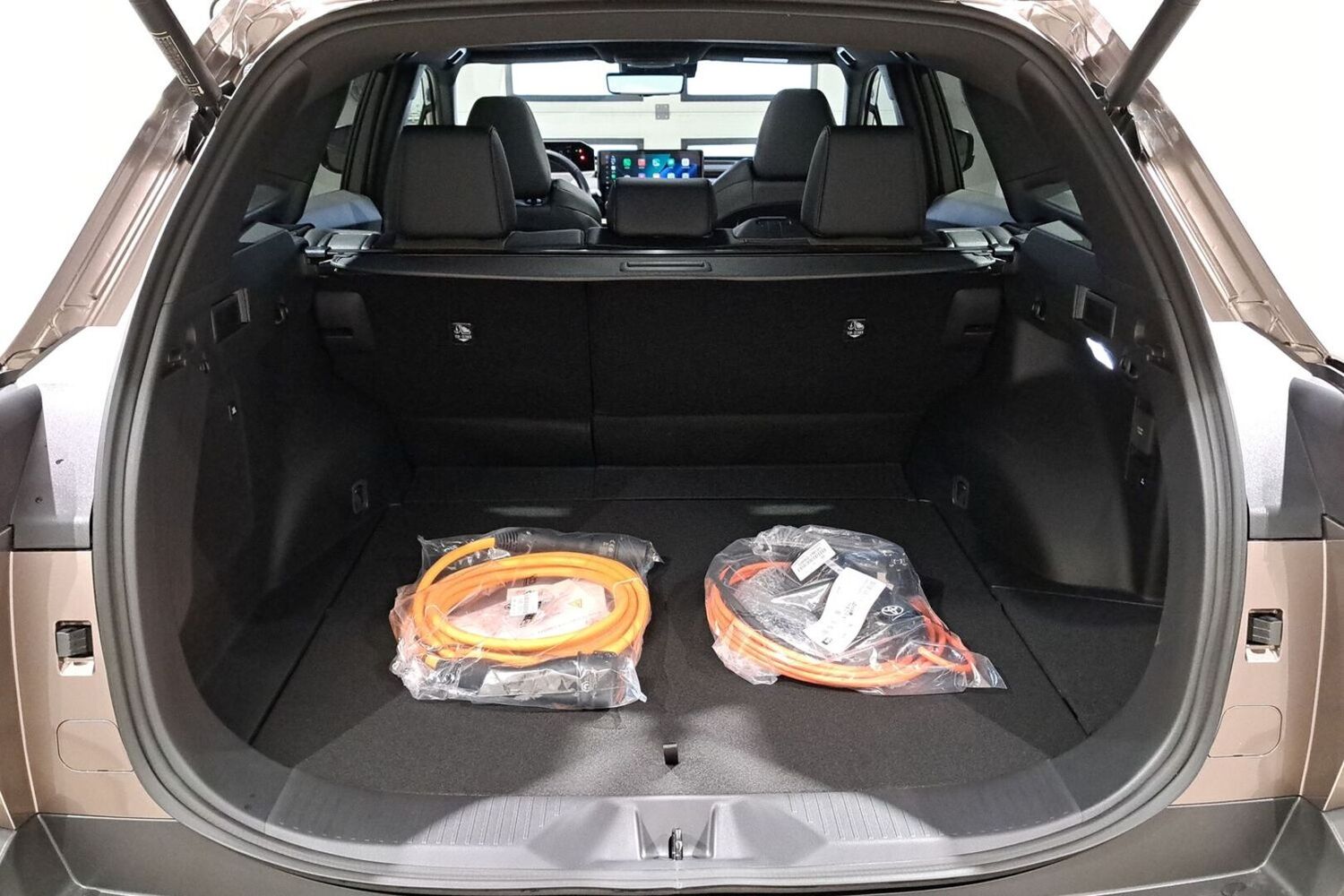 Toyota bZ4X Touring vaihtoauto