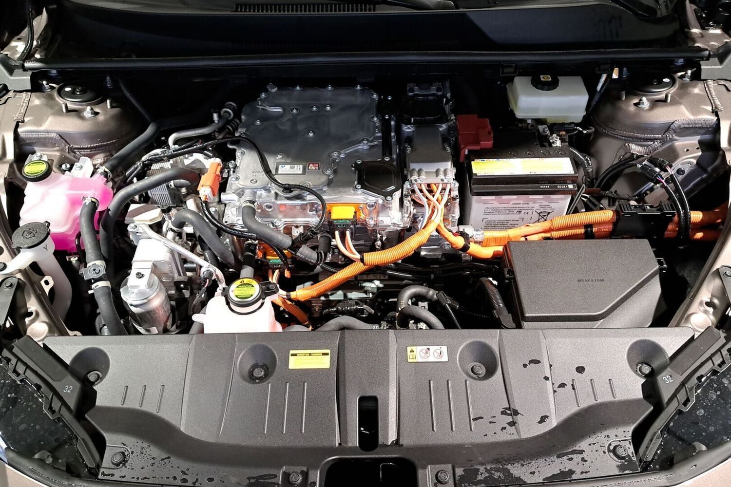 Toyota bZ4X Touring vaihtoauto