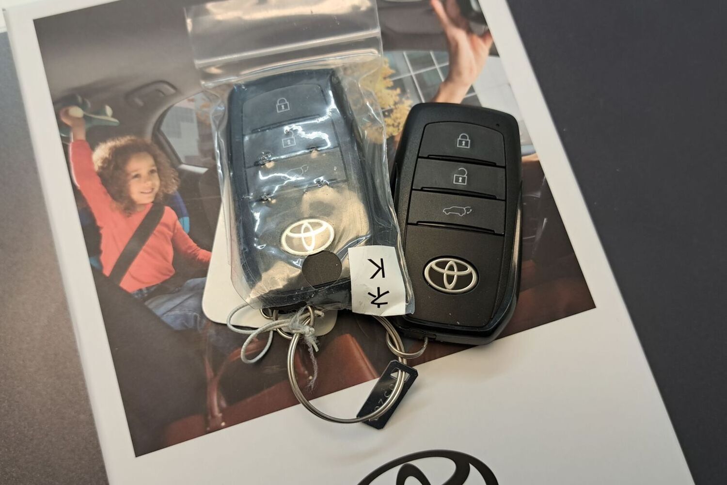 Toyota bZ4X Touring vaihtoauto
