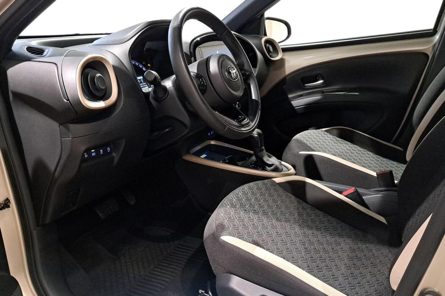 Toyota Aygo X vaihtoauto
