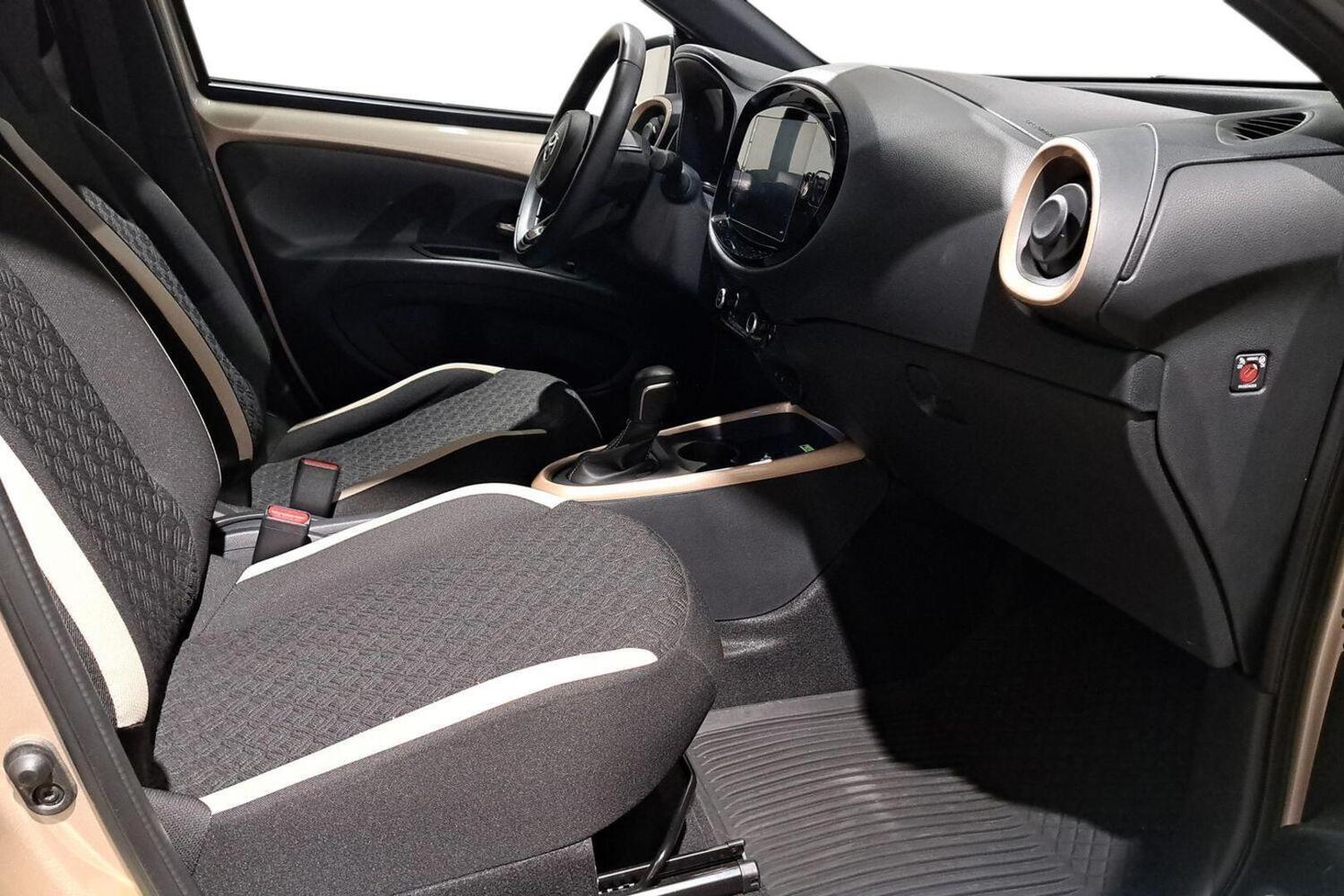 Toyota Aygo X vaihtoauto