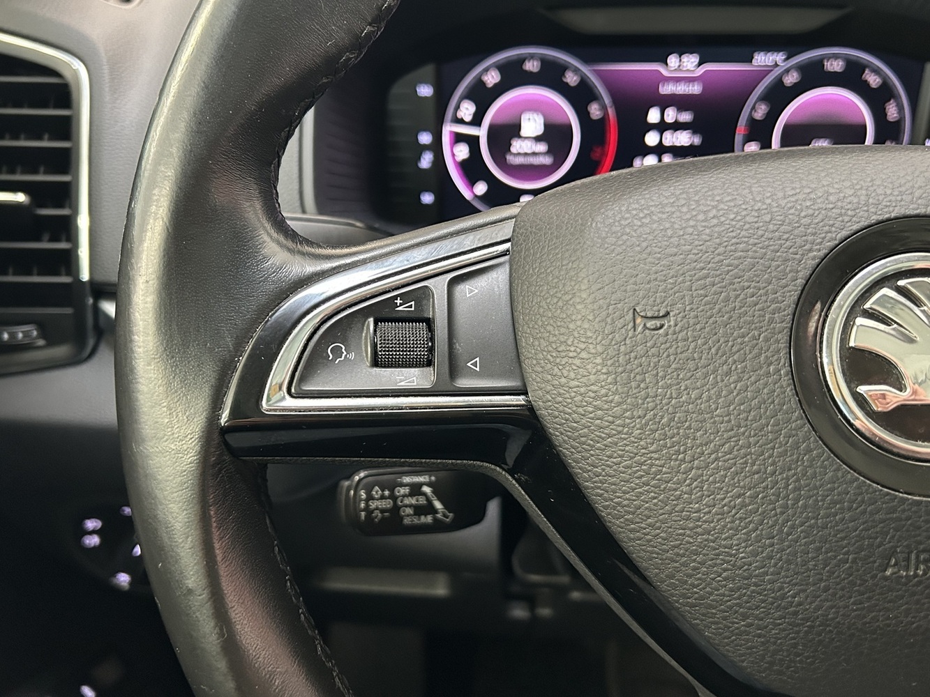 Skoda Karoq vaihtoauto