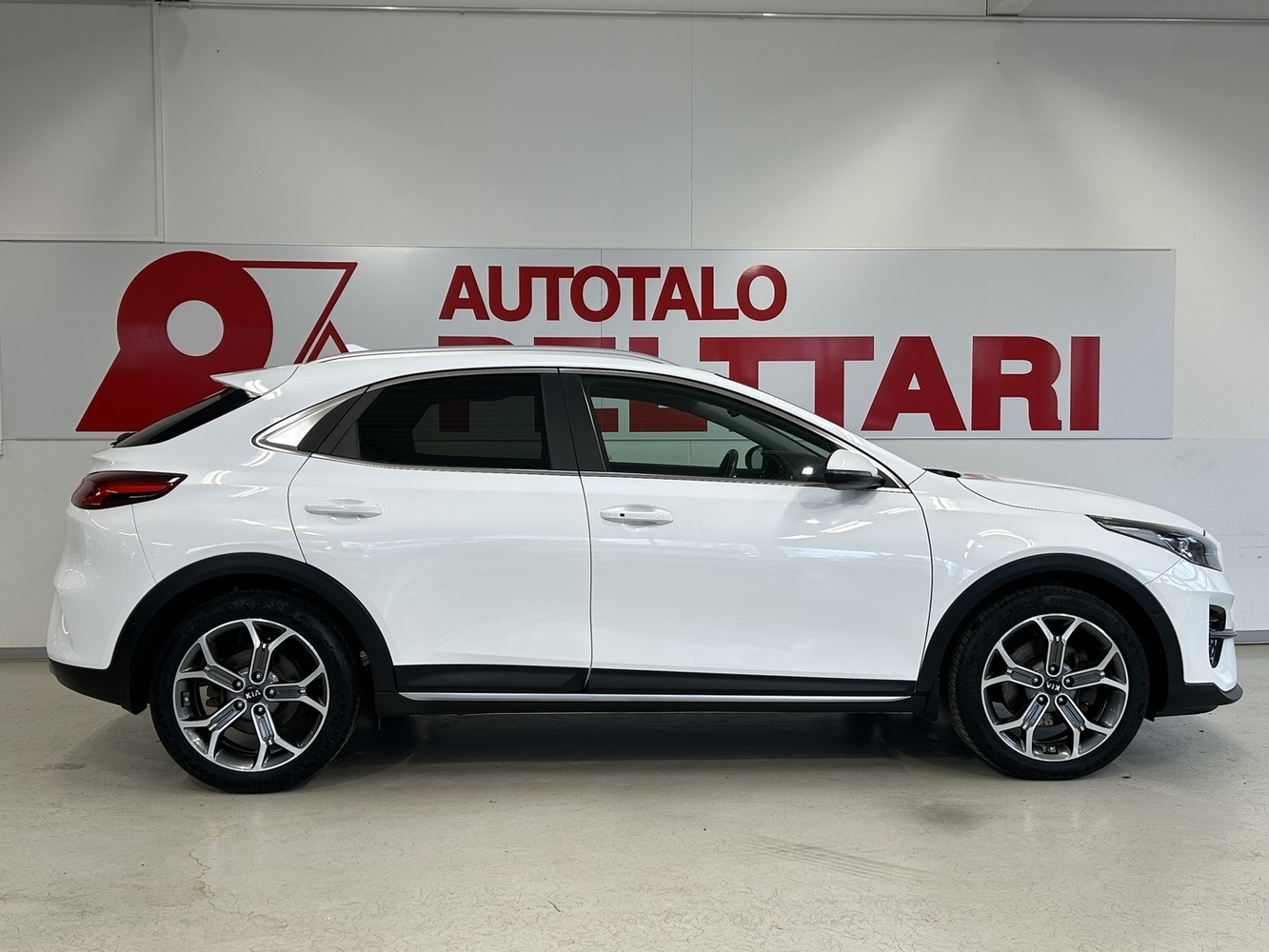 Kia XCeed vaihtoauto